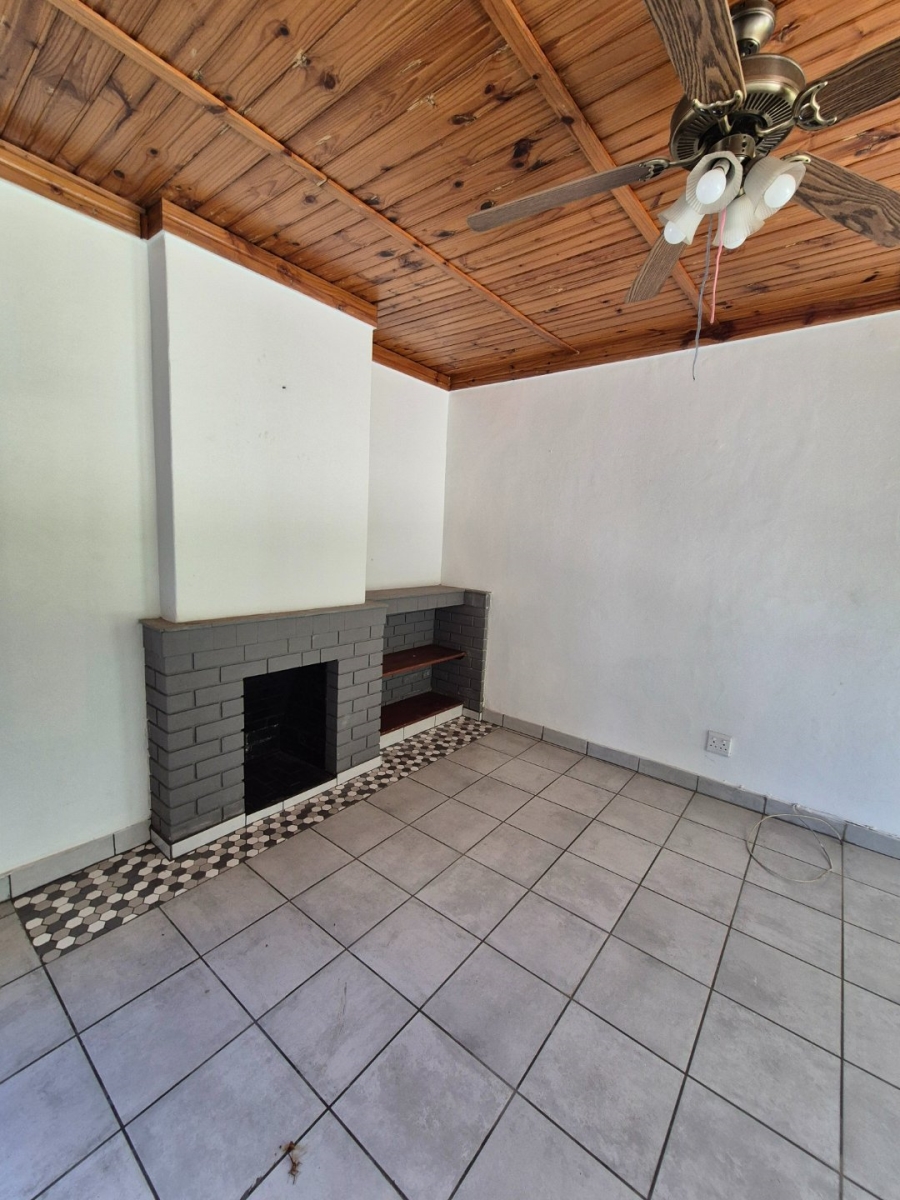 To Let 3 Bedroom Property for Rent in Noordhoek Free State